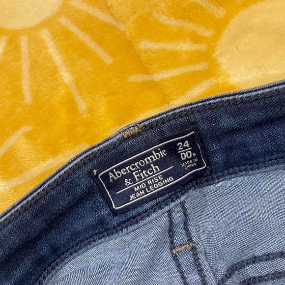 abercrombie & fitch skinny jeans - Picture 2 of 4